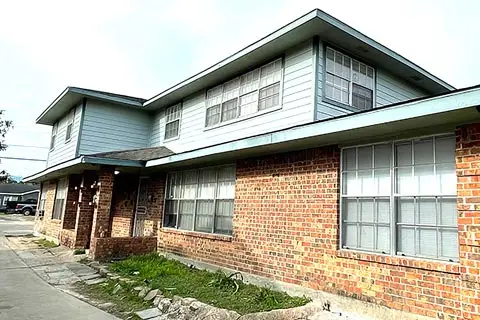 2422 Wheeler - A1 - Studio Apartment
