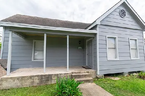3309 Ennis - 1 Bed/ 1 Bath Apartment
