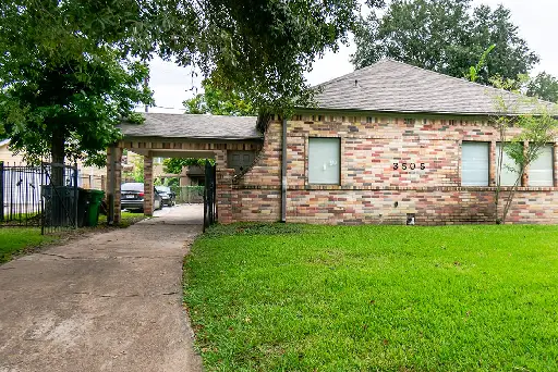 3505 Rosedale - 4 Bed/ 4 Bath Unit