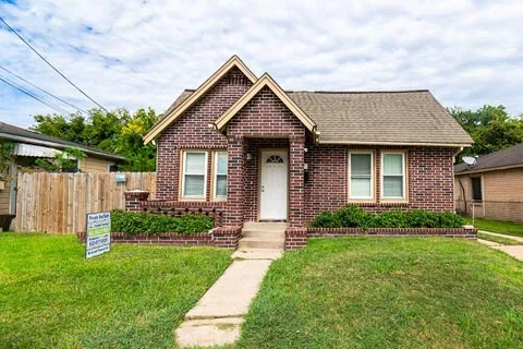 3607 Rosalie - 2 Bed/ 2 Bath Unit