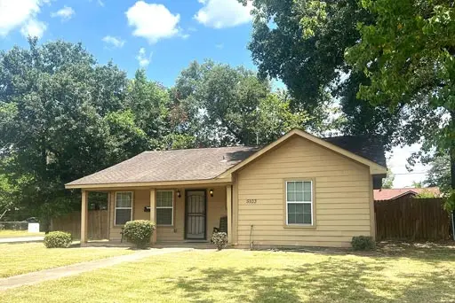 5103 Yellowstone - 3 Bed/ 1.5 Bath House