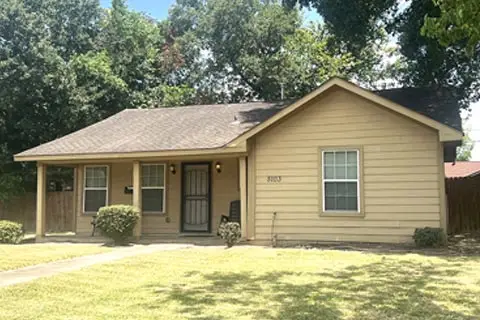 5103 Yellowstone - 3 Bed/ 1.5 Bath House