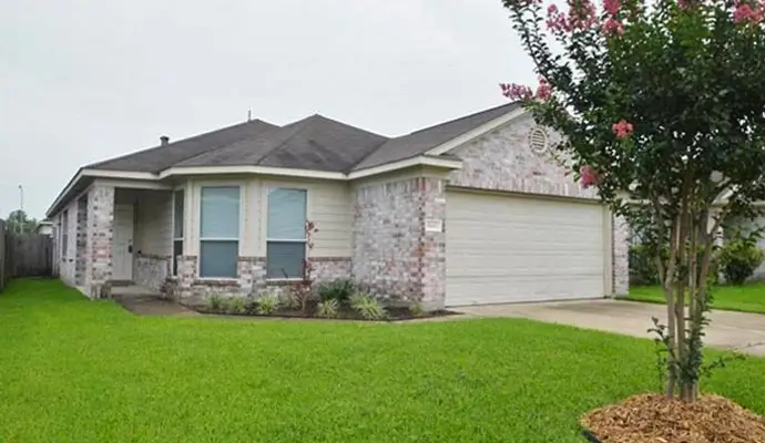 Affordable student housing in Swan Valley Dr