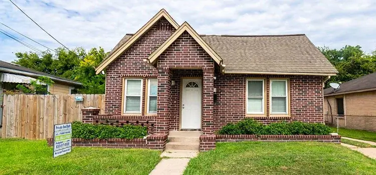 For A Place To Live LLC trusted student housing in
            Houston.