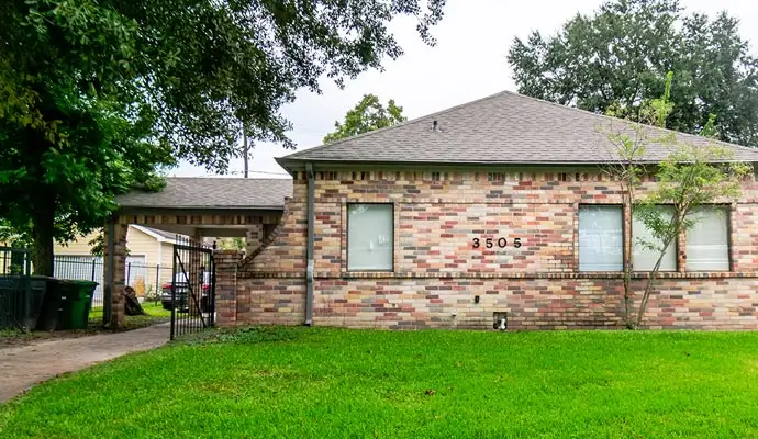 4 bedroom apartment in Houston, TX