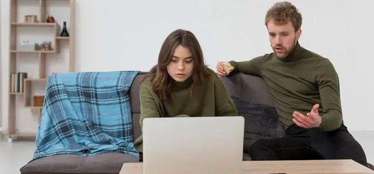 Students common targets rental scams