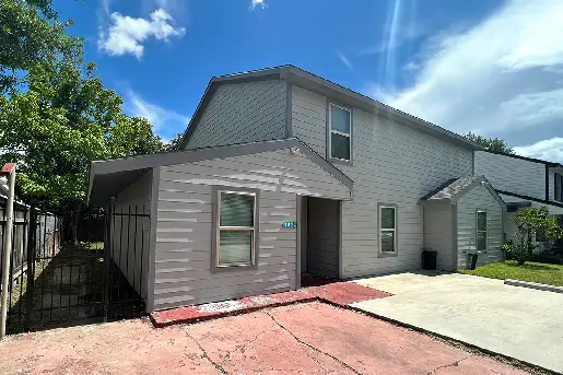 Rosewood - Furnished 4 Bed/ 4 Bath Unit