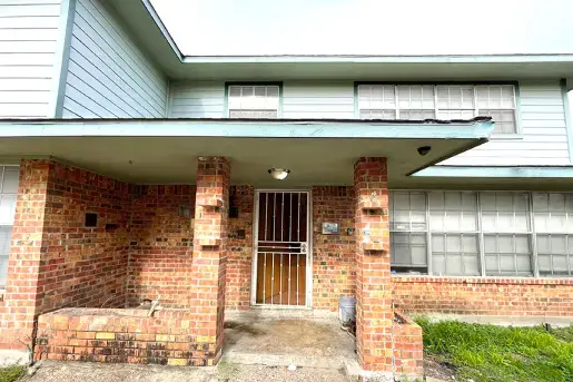 Wheeler Avenue Studio Apartment