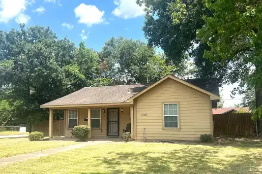 3 Bed Yellowstone Blvd, Houston, TX